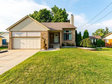487 Glenn Court , Lake Orion Village, Mi 48362