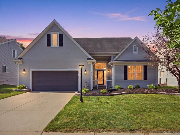 900 Cross Street , Oxford Township, Mi 48371