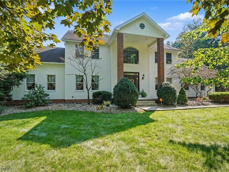 2101 Pearce Circle, Salem, OH 44460 Photo 1