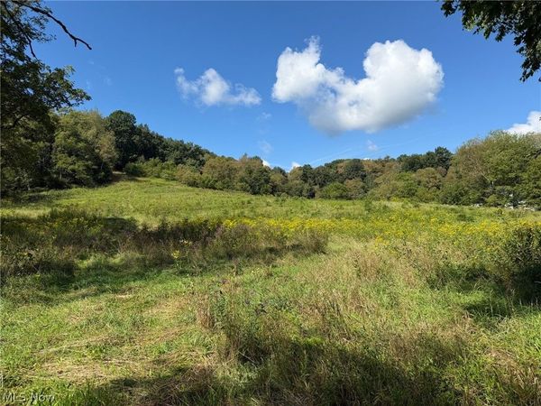 Fresno Road , Carrollton, OH 44615