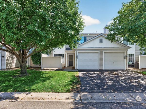 14756 Excelsior Lane, Unit 15, Apple Valley, MN 55124