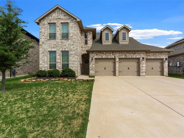 1501 White Water Way , Aubrey, TX 76227