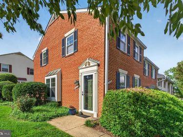 2306 N DEARING STREET , ALEXANDRIA, VA 22302