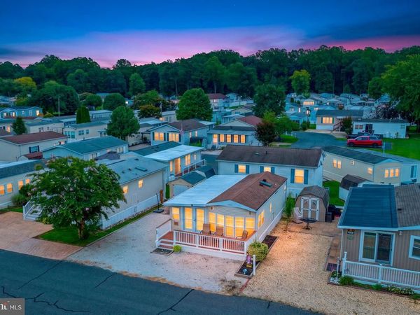 392 TIMBERLINE CIRCLE , BERLIN, MD 21811