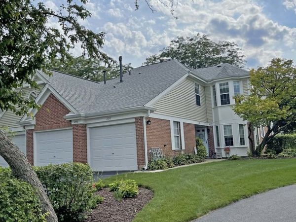 238 Green Knoll Lane , Unit 238, Streamwood, IL 60107