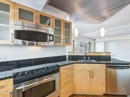 255 N Sierra Street, Unit #1811, Reno, NV 89501 Photo