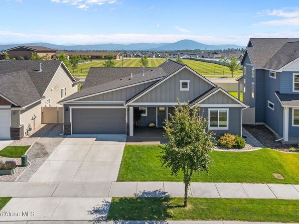 3078 N Cyprus Fox Loop , Post Falls, ID 83854