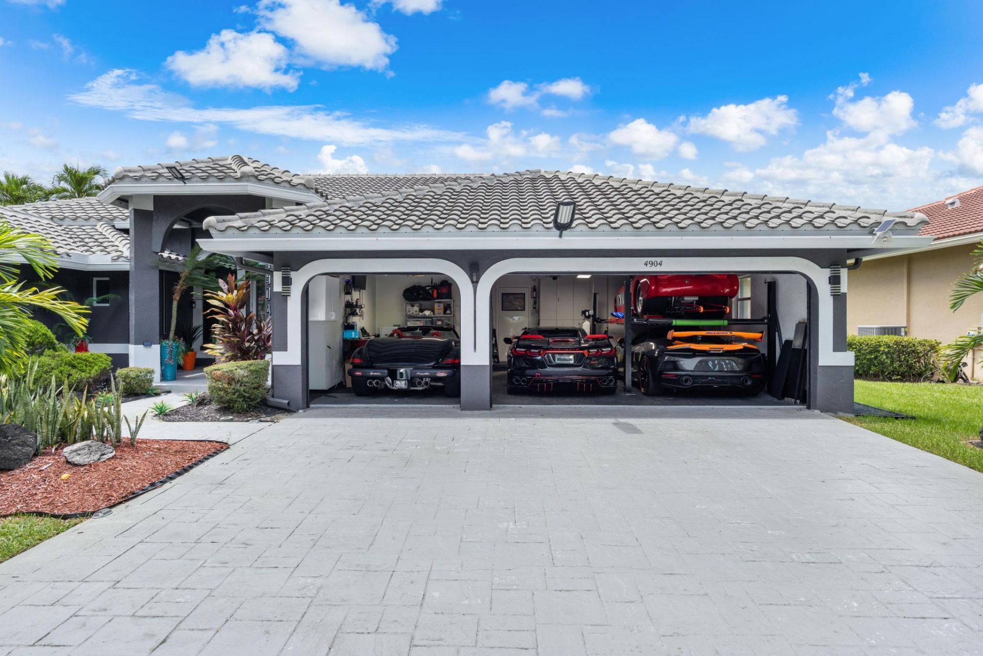 4904 NW 110th Terrace, Coral Springs, FL 33076 Photo
