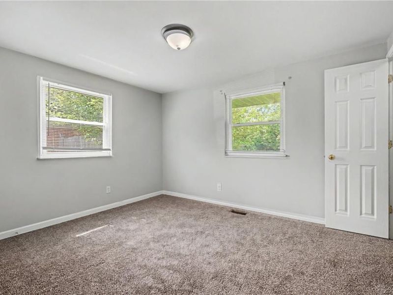 5753 Pennywell Drive, Huber Heights, OH 45424 Photo 21