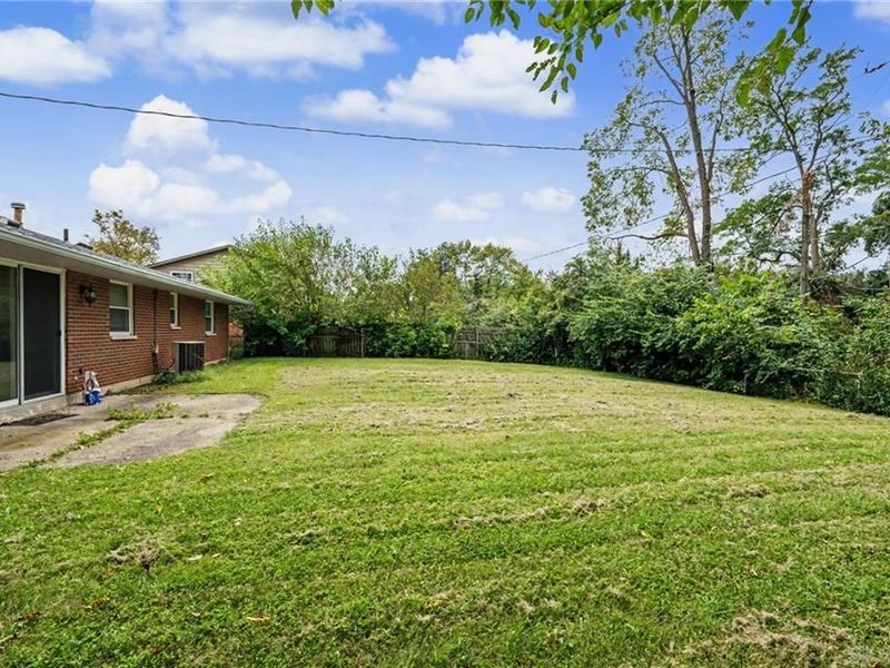 5753 Pennywell Drive, Huber Heights, OH 45424 Photo 26