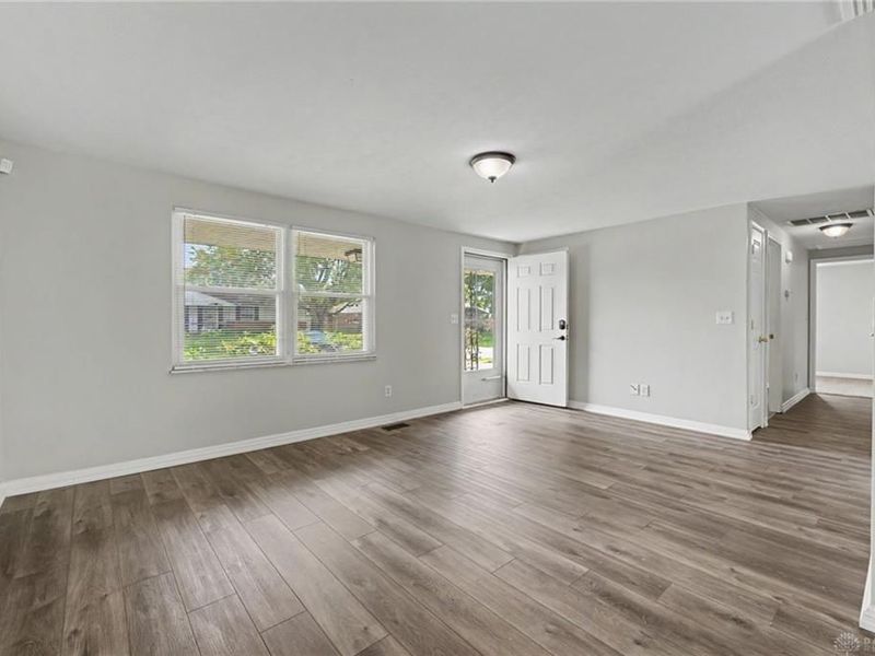5753 Pennywell Drive, Huber Heights, OH 45424 Photo 5