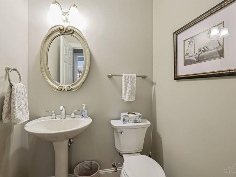 5504 Enterprise Drive, Miami Township, OH 45150 Photo 22