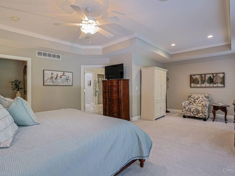 5504 Enterprise Drive, Miami Township, OH 45150 Photo 27