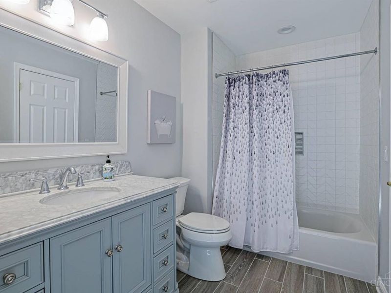 5504 Enterprise Drive, Miami Township, OH 45150 Photo 37