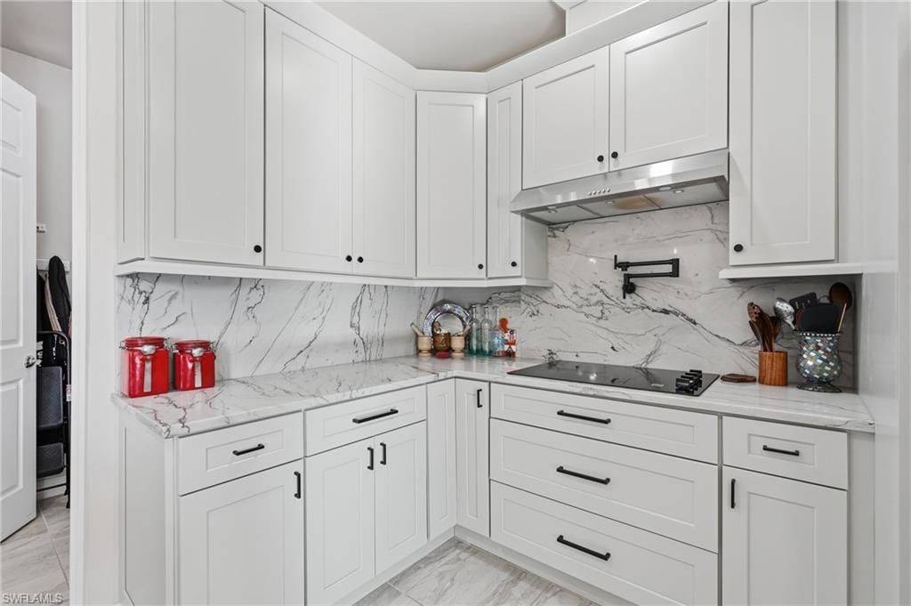 4507 Lake Heather Cir, Saint James City, FL 33956 Photo