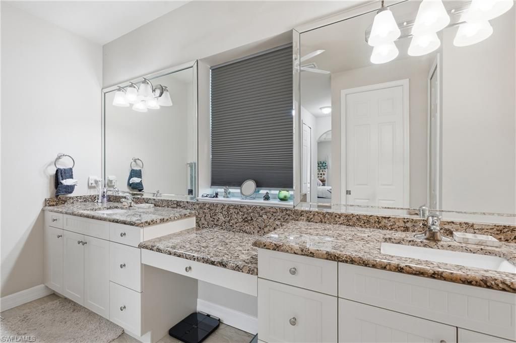 4507 Lake Heather Cir, Saint James City, FL 33956 Photo