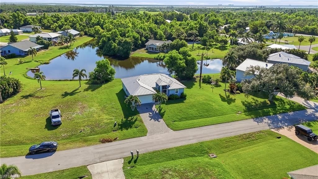 4507 Lake Heather Cir, Saint James City, FL 33956 Photo