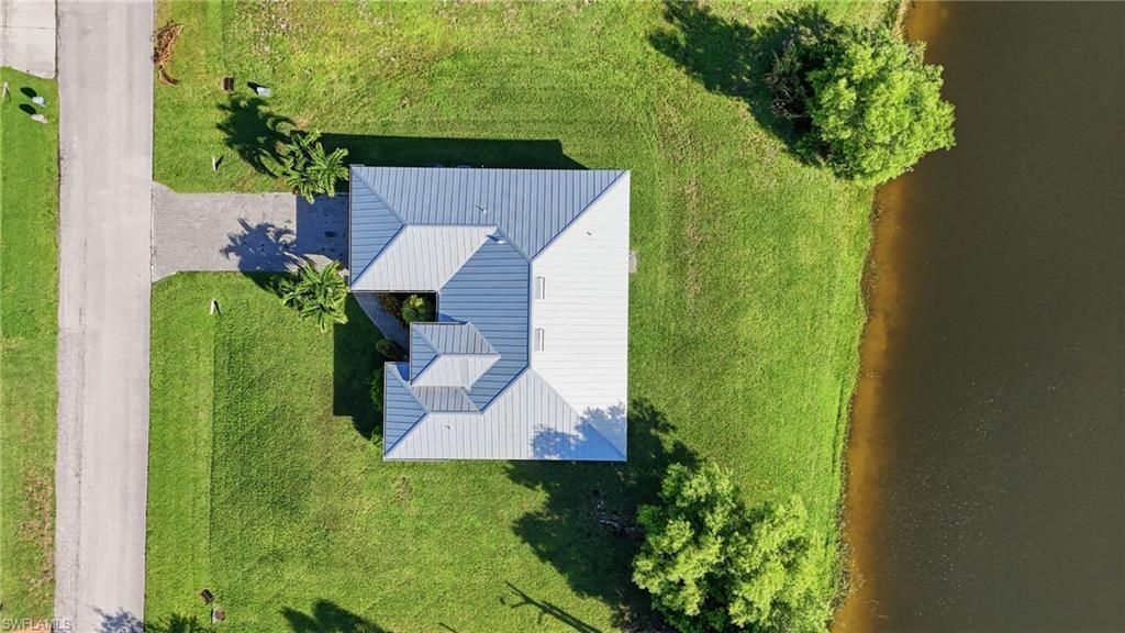 4507 Lake Heather Cir, Saint James City, FL 33956 Photo