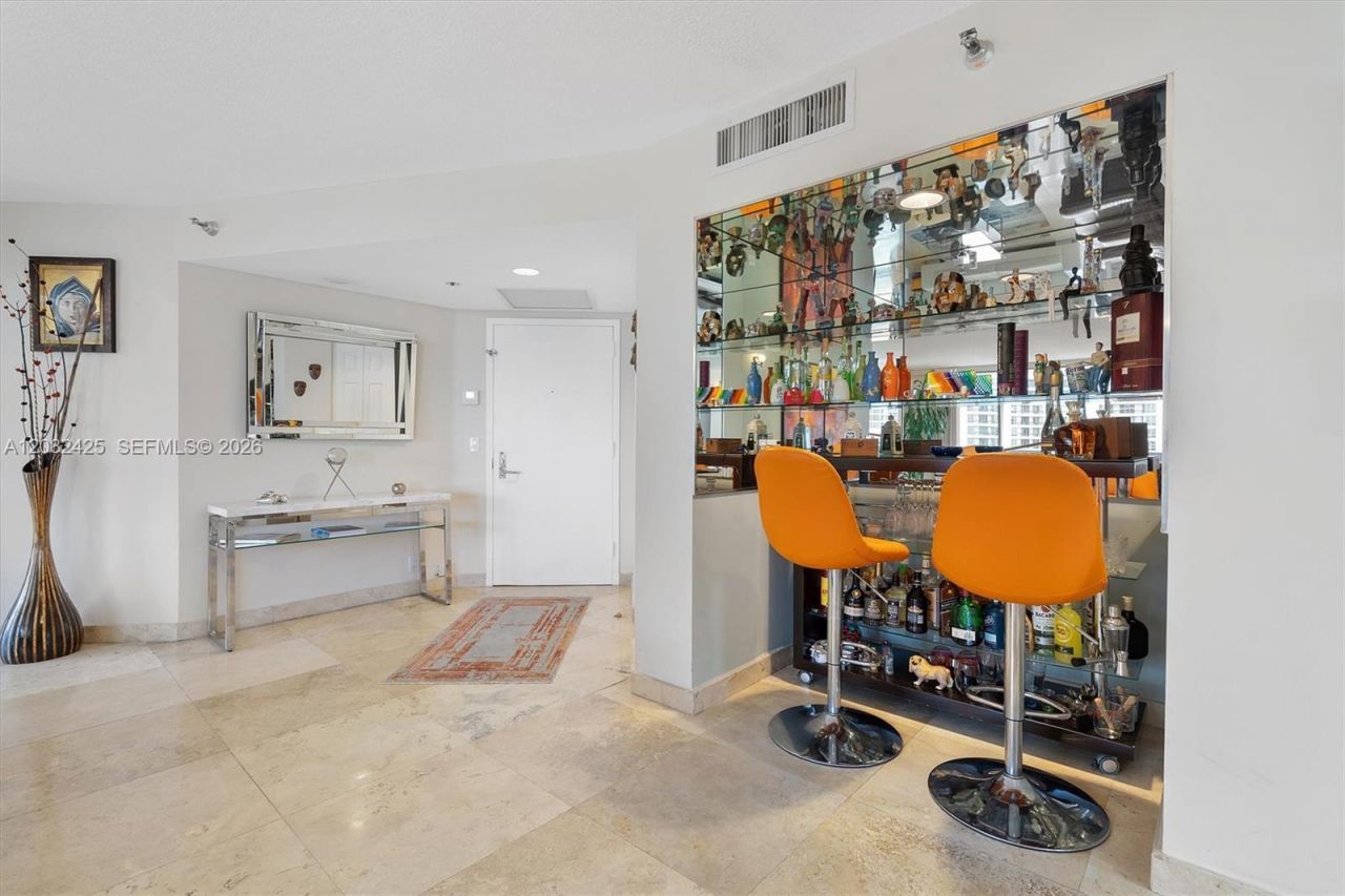 3500 Mystic Pointe Dr , Unit 806, Aventura, FL 33180 Photo