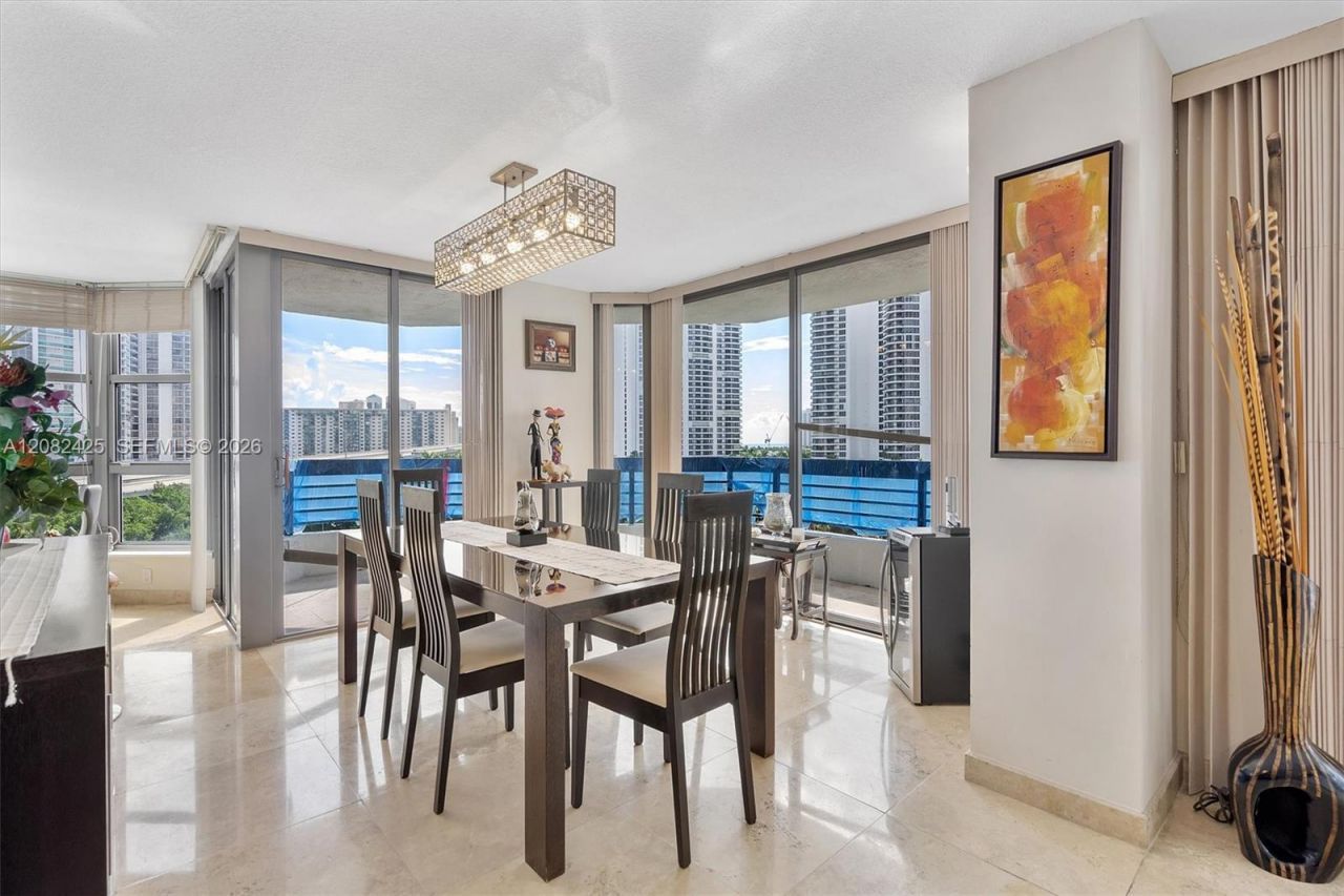 3500 Mystic Pointe Dr , Unit 806, Aventura, FL 33180 Photo