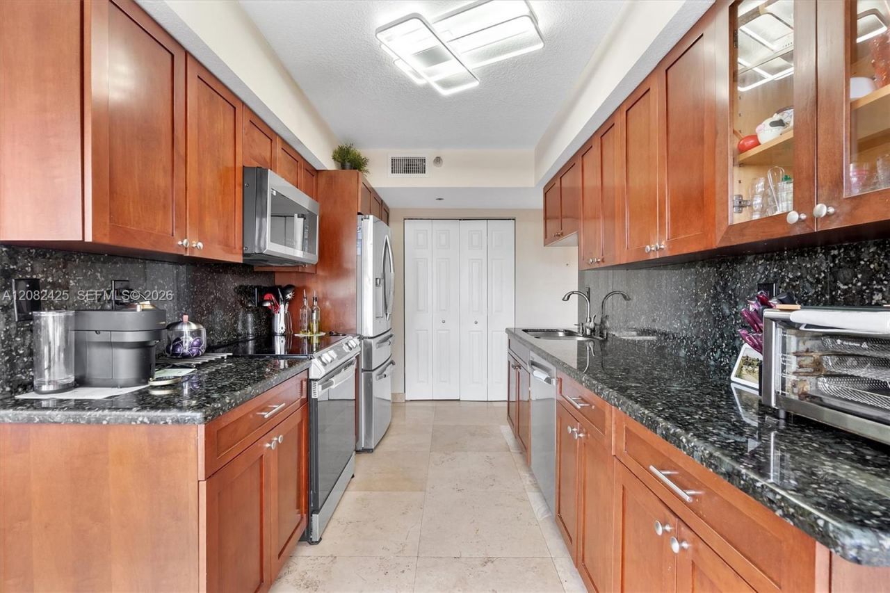 3500 Mystic Pointe Dr , Unit 806, Aventura, FL 33180 Photo
