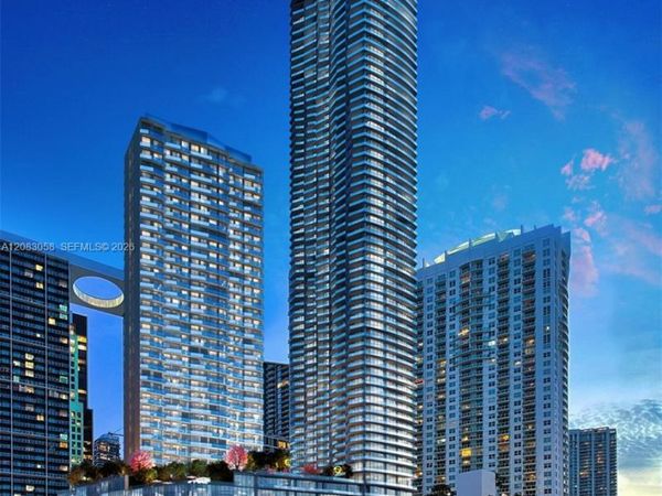 77 SE 5TH , Unit 1611, Miami, FL 33131