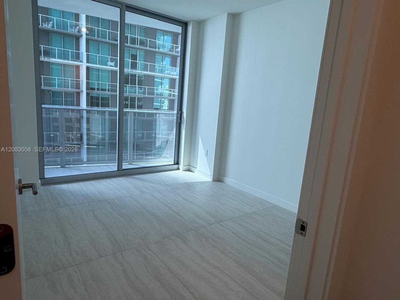 77 SE 5th , Unit 1611, Miami, FL 33131 Photo