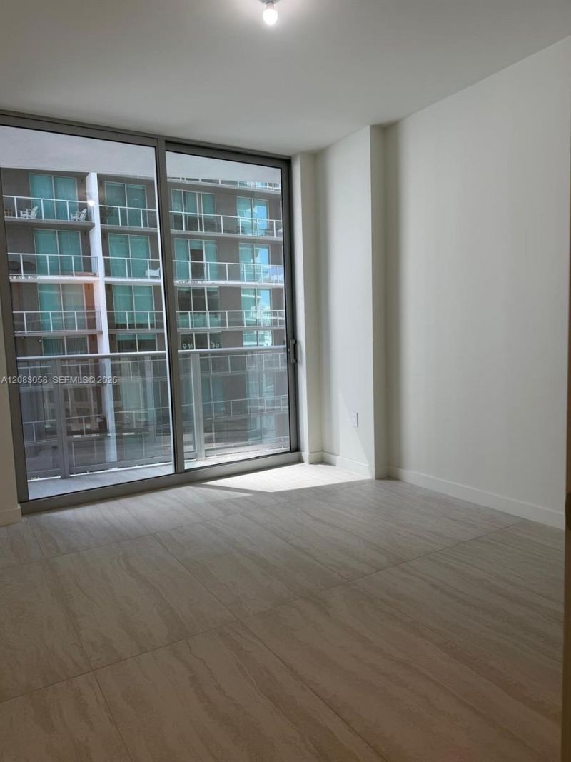 77 SE 5th , Unit 1611, Miami, FL 33131 Photo