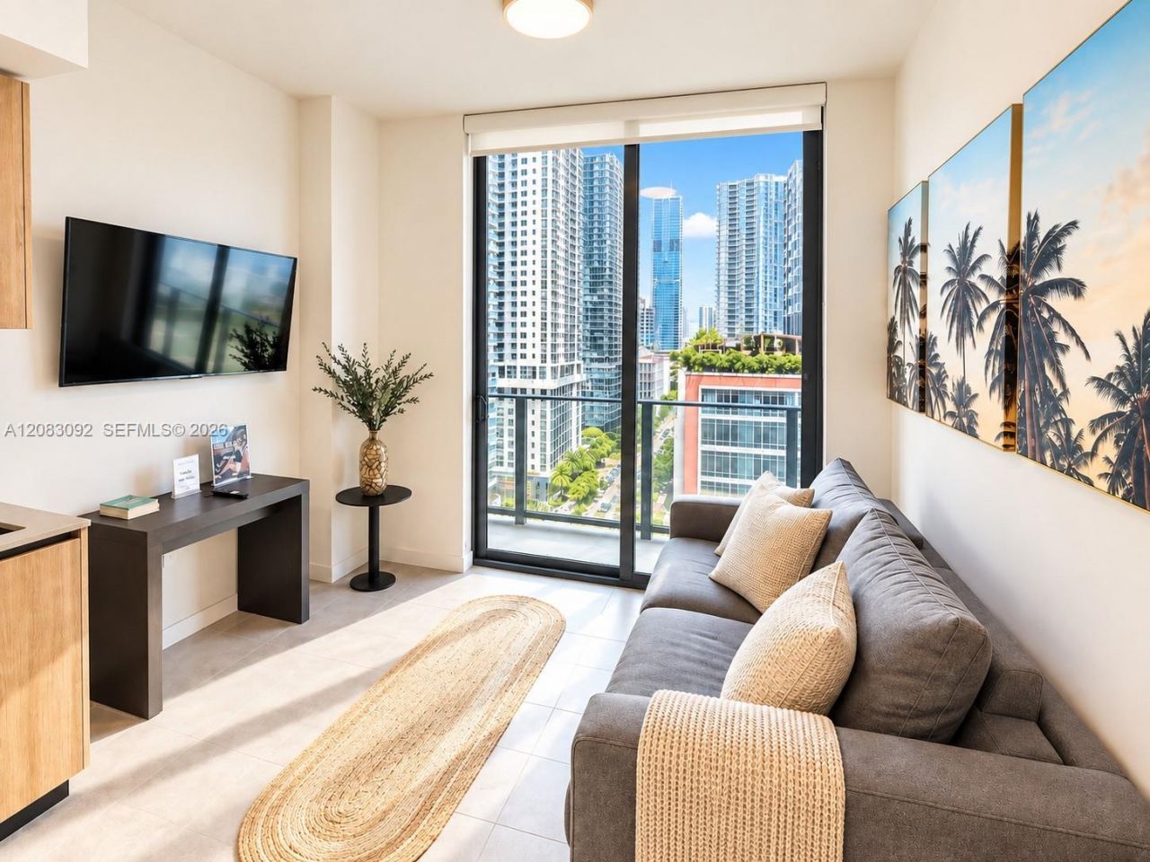 121 NE 5th St, Unit 1511, Miami, FL 33132 Photo