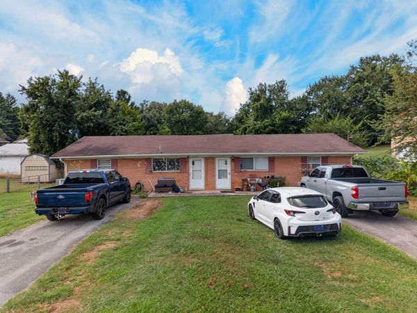 2309 Clancy Avenue, Morristown, TN 37814