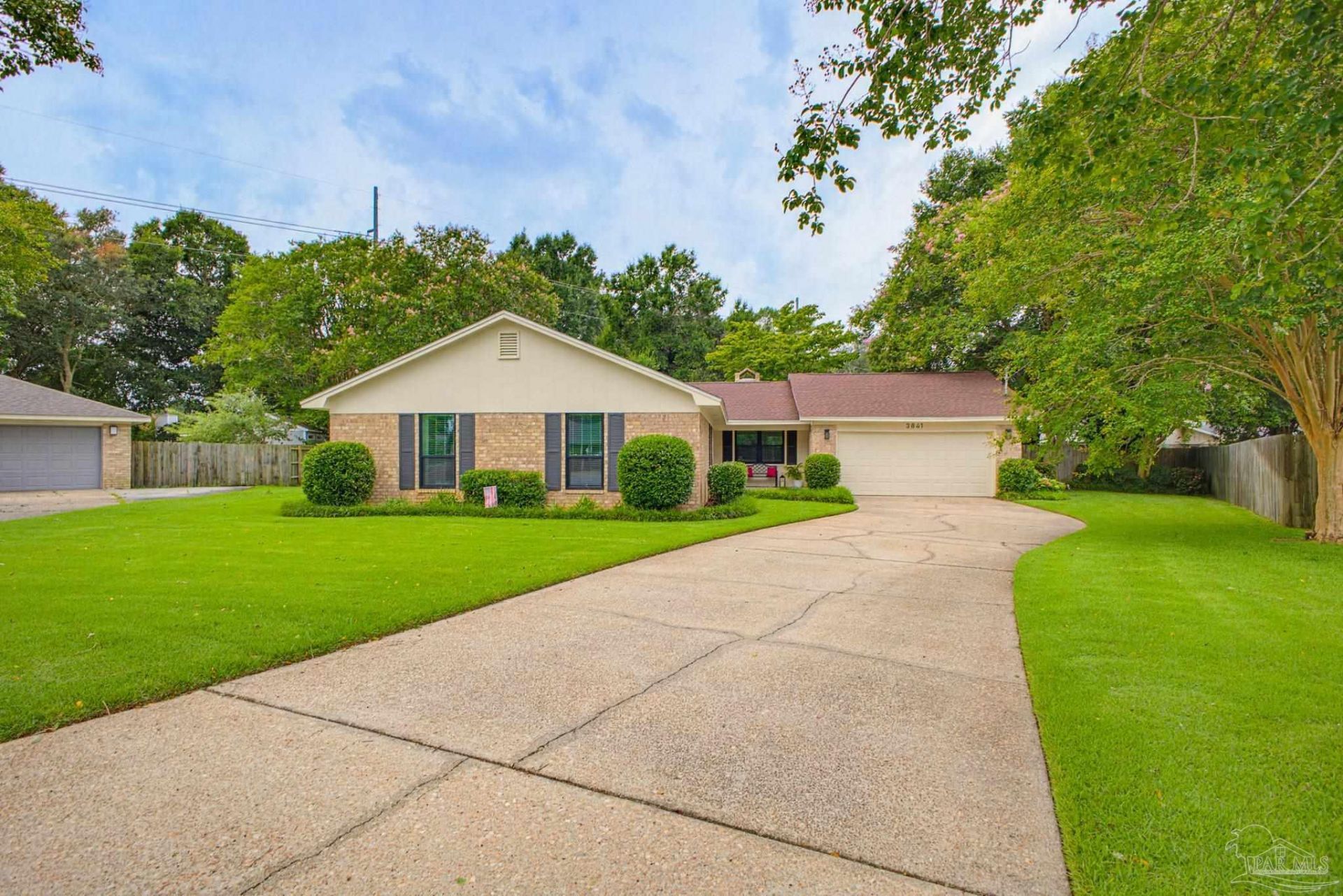 3841 Flintwood Rd, Pensacola, FL 32504 Main Photo