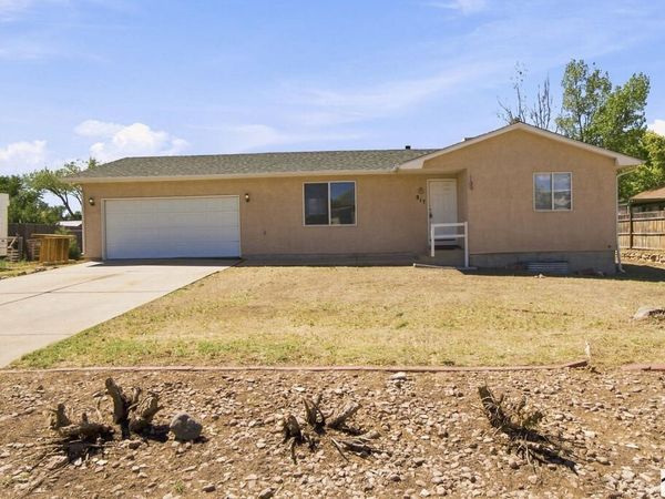 817 S Wolcott Dr, Pueblo West, CO 81007
