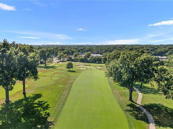 3512 W 71st Street, Prairie Village, KS 66208