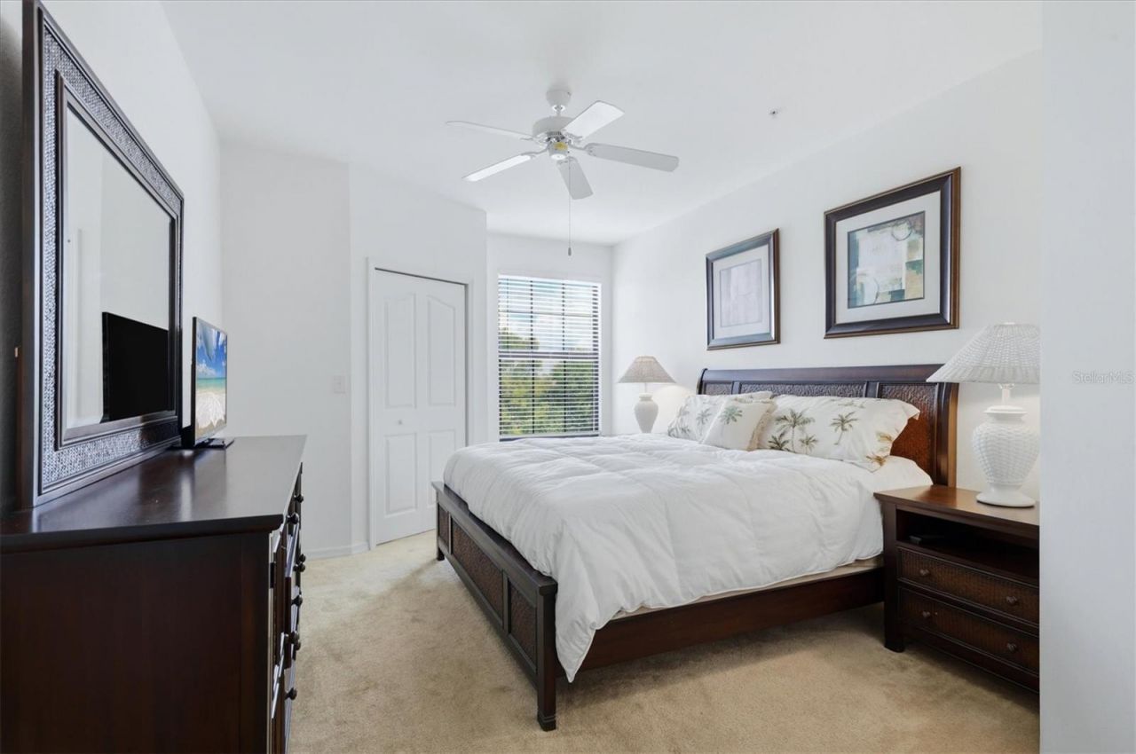 8325 38th Street Circle E, Unit 307, Sarasota, FL 34243 Photo