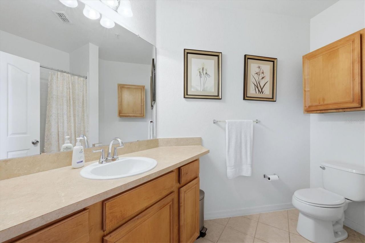 8325 38th Street Circle E, Unit 307, Sarasota, FL 34243 Photo