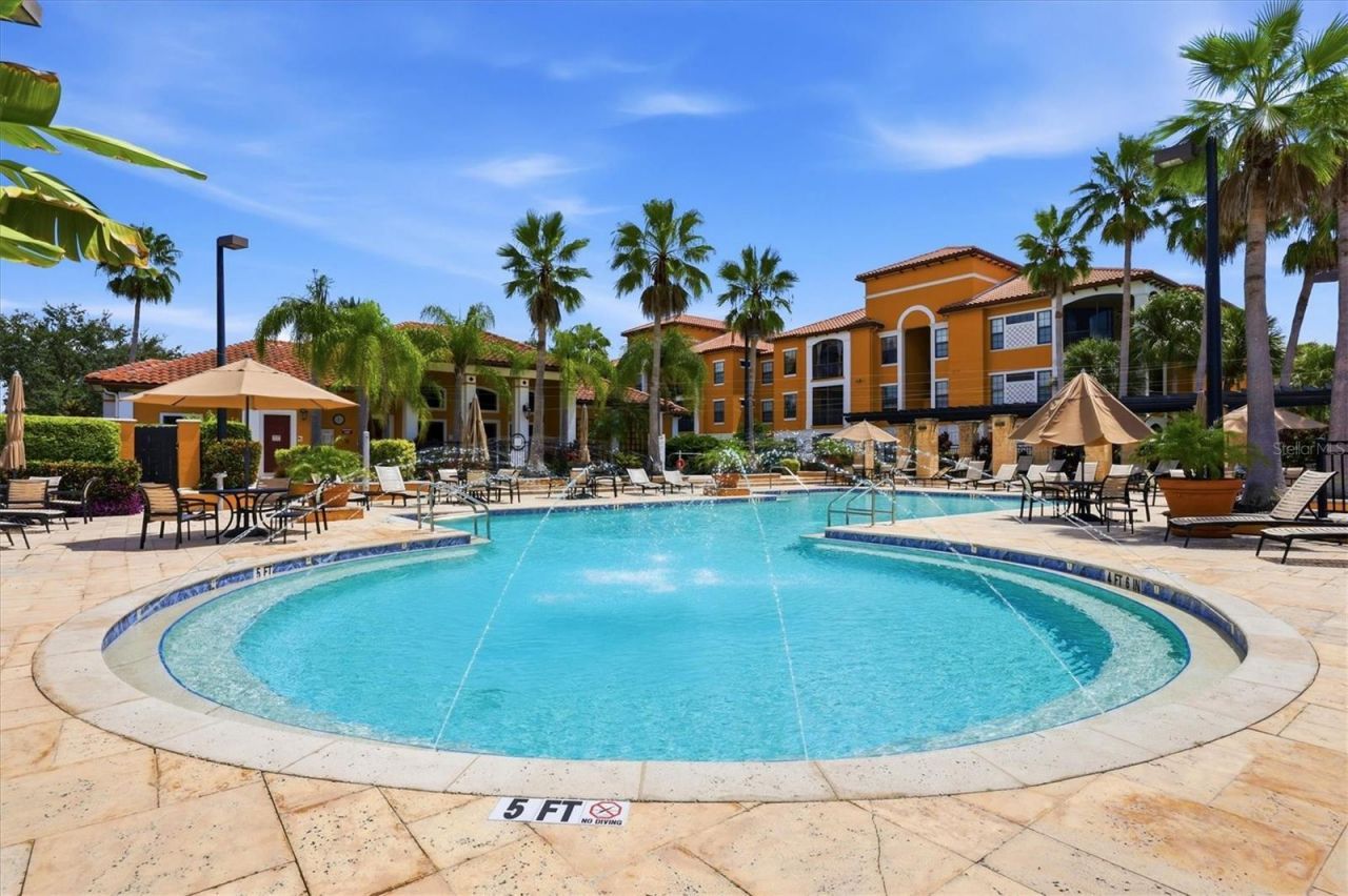 8325 38th Street Circle E, Unit 307, Sarasota, FL 34243 Photo