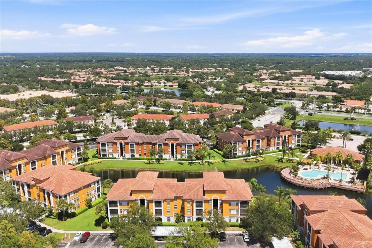 8325 38th Street Circle E, Unit 307, Sarasota, FL 34243 Photo