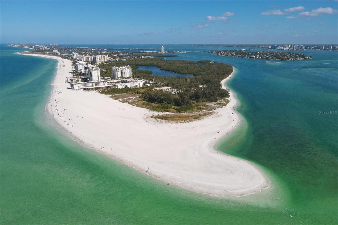 8325 38th Street Circle E, Unit 307, Sarasota, FL 34243 Photo