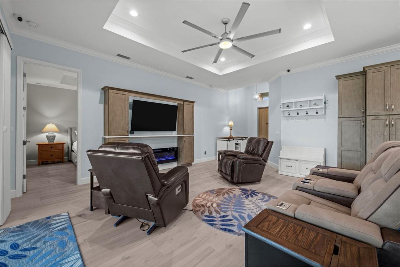 2502 Van Buren Parkway , Cape Coral, FL 33993 Photo