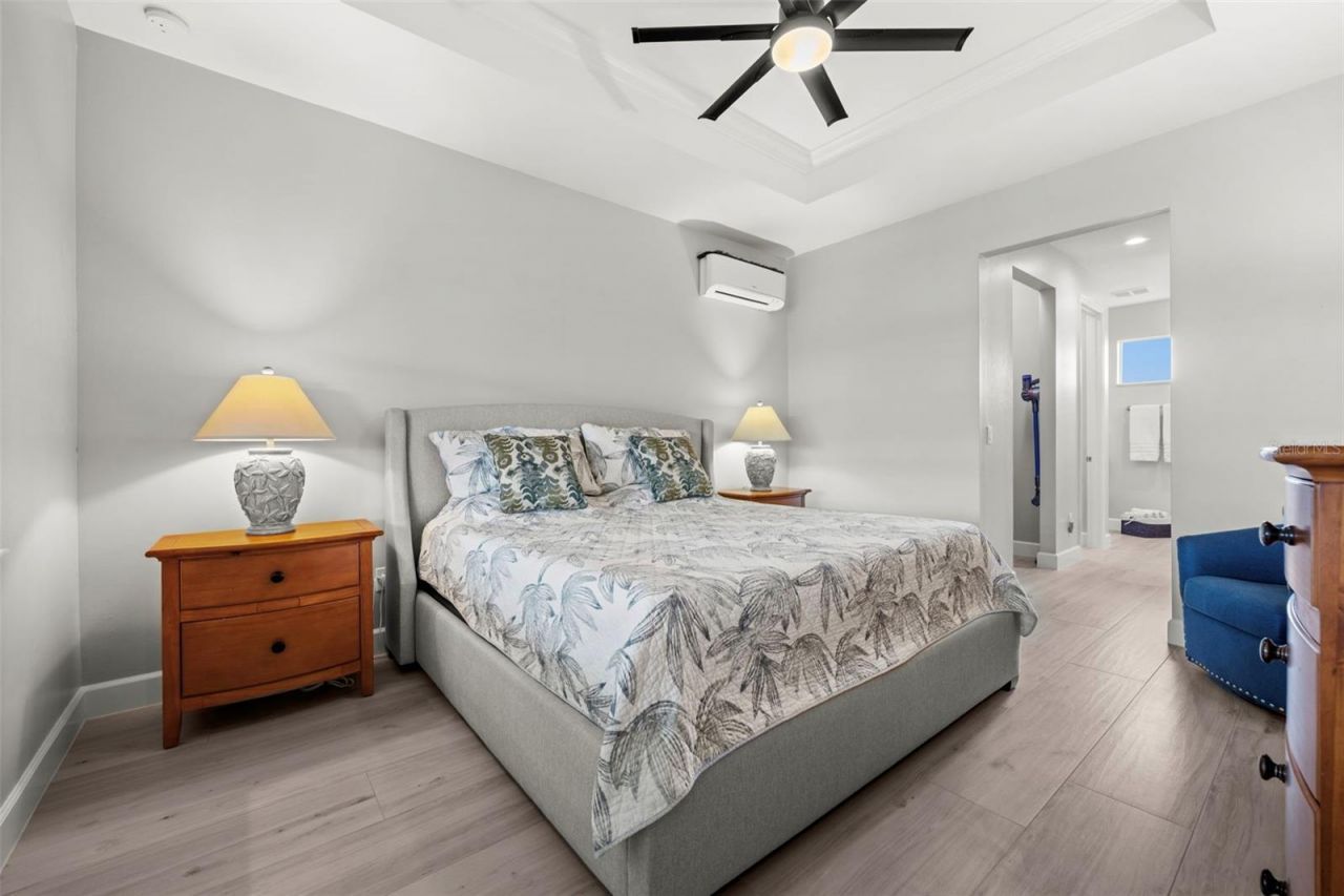 2502 Van Buren Parkway , Cape Coral, FL 33993 Photo