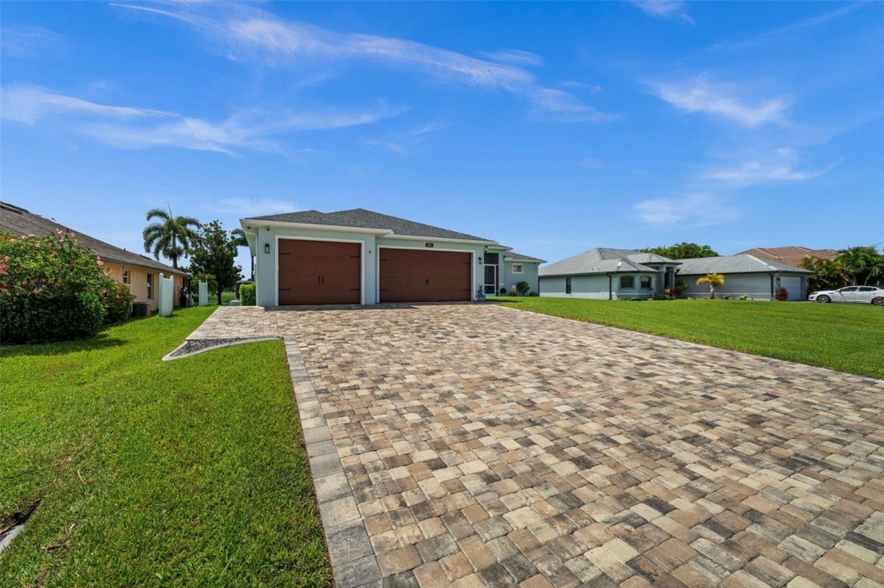 2502 Van Buren Parkway , Cape Coral, FL 33993 Photo