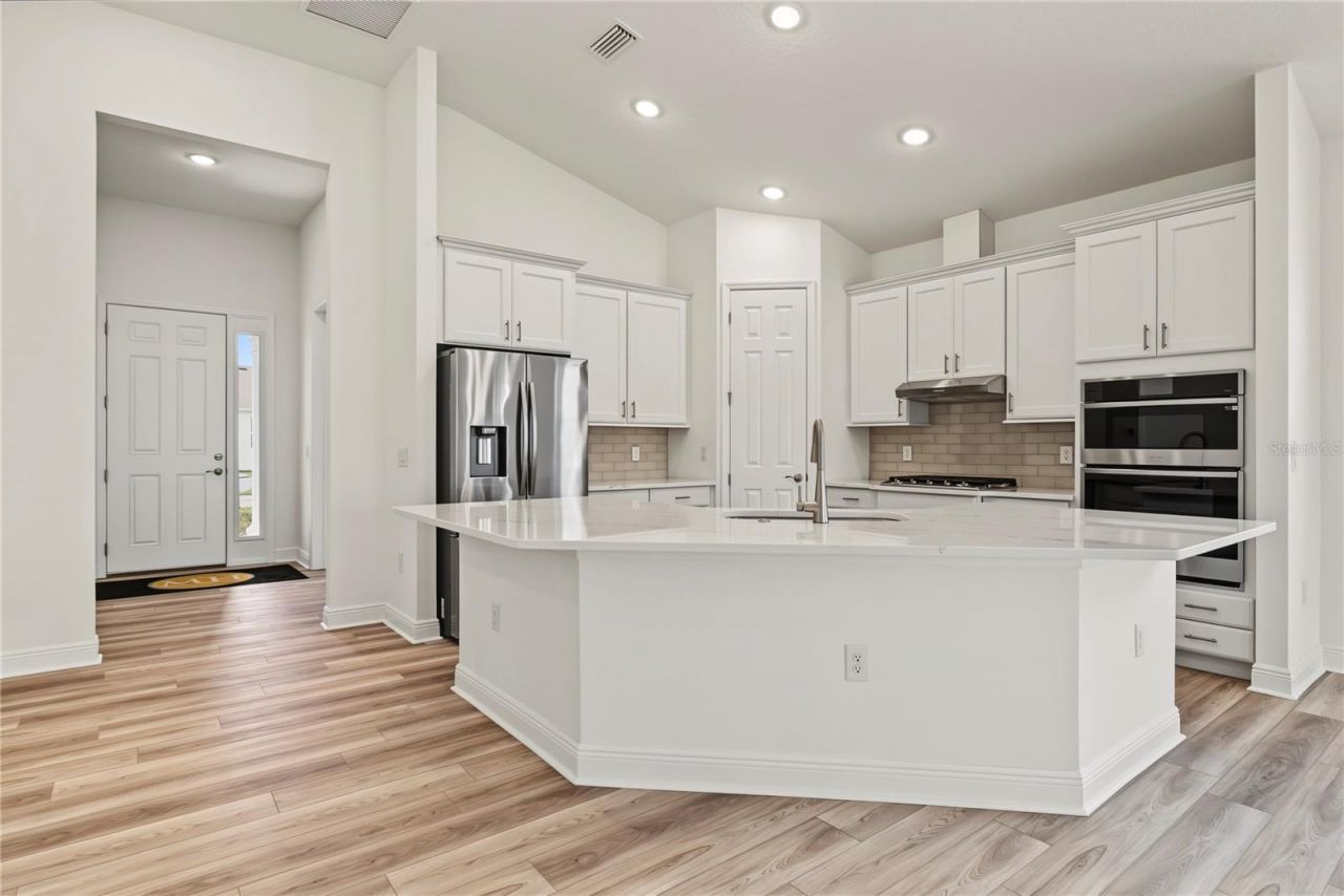 3951 Kennebunk Loop , Mount Dora, FL 32757 Photo