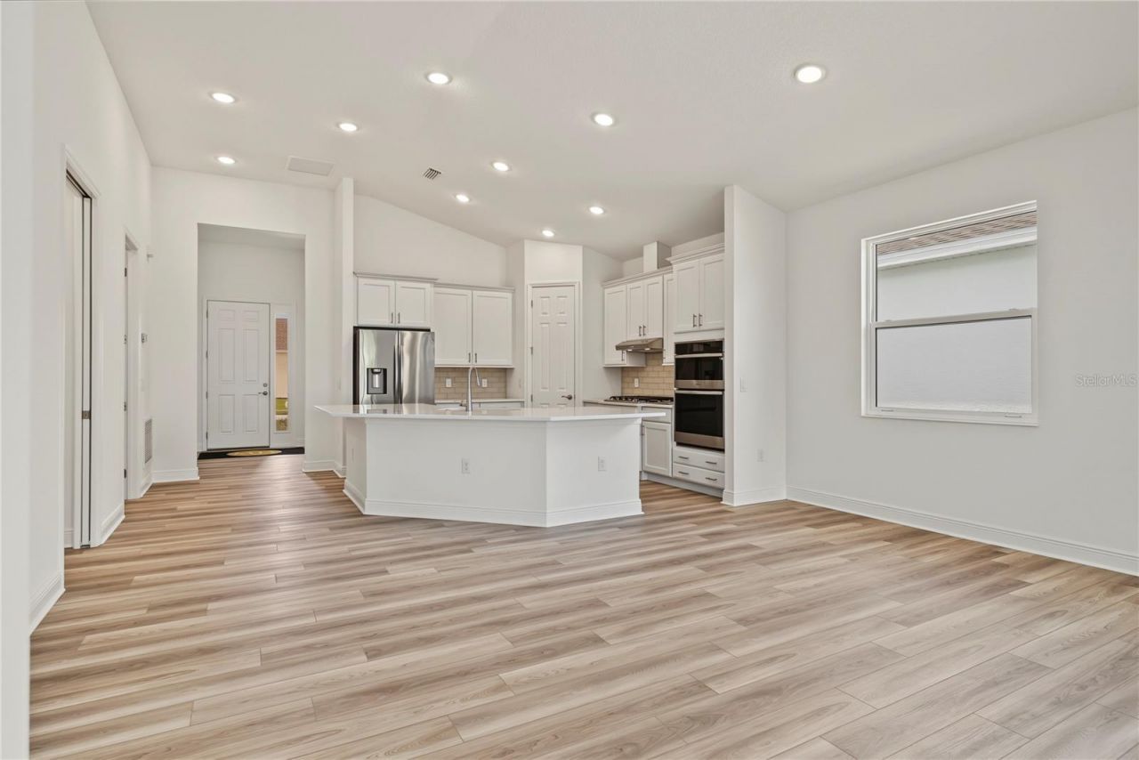 3951 Kennebunk Loop , Mount Dora, FL 32757 Photo