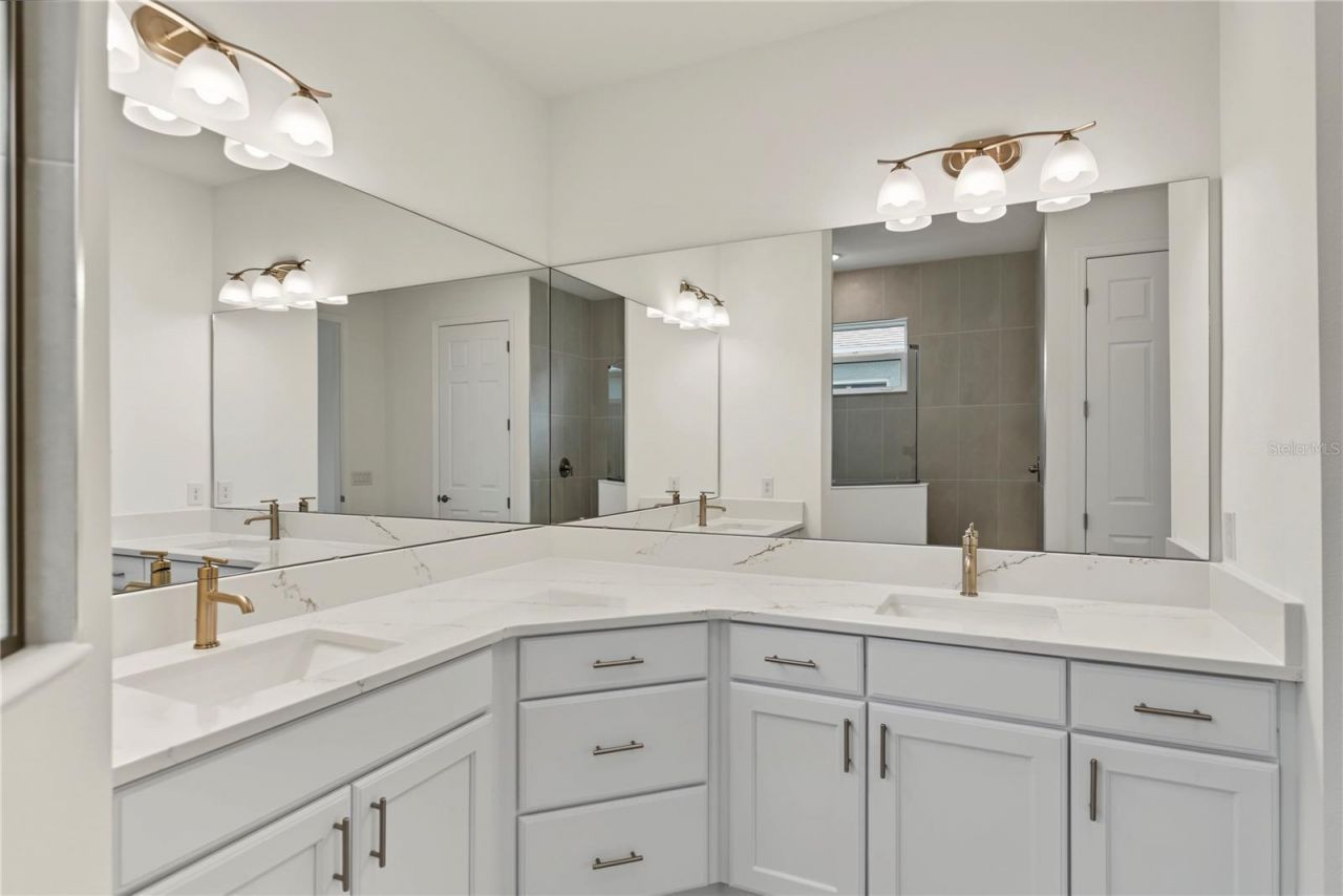 3951 Kennebunk Loop , Mount Dora, FL 32757 Photo