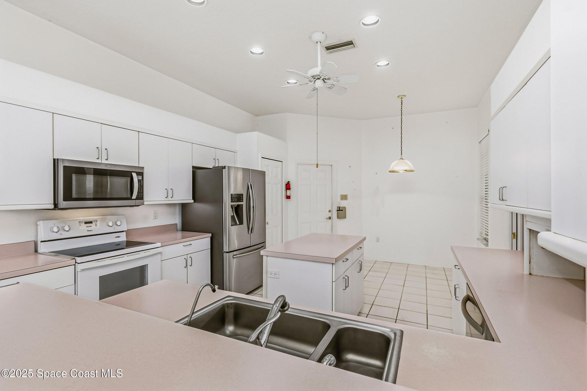 4048 Sand Ridge Drive , Merritt Island, FL 32953 Photo