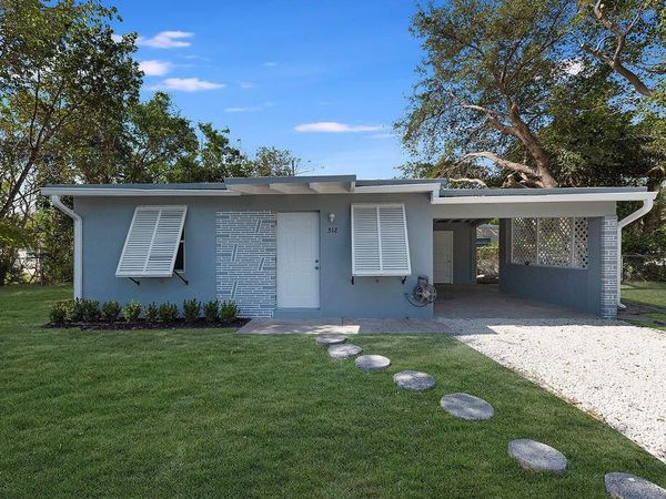 312 NE 8TH Street, Pompano Beach, FL 33060