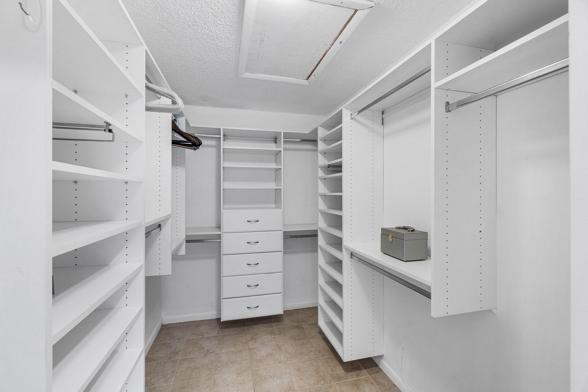 5260 Fairway Woods Drive, Unit 3911, Delray Beach, FL 33484 Photo