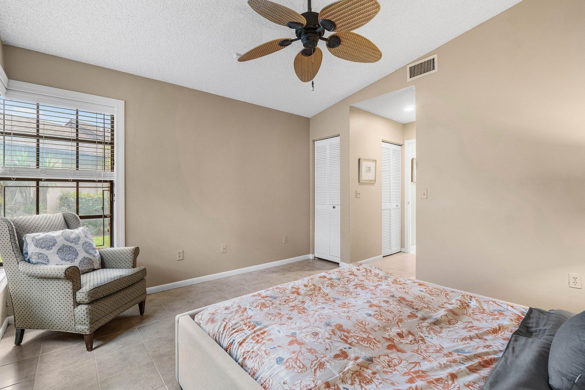 5260 Fairway Woods Drive, Unit 3911, Delray Beach, FL 33484 Photo