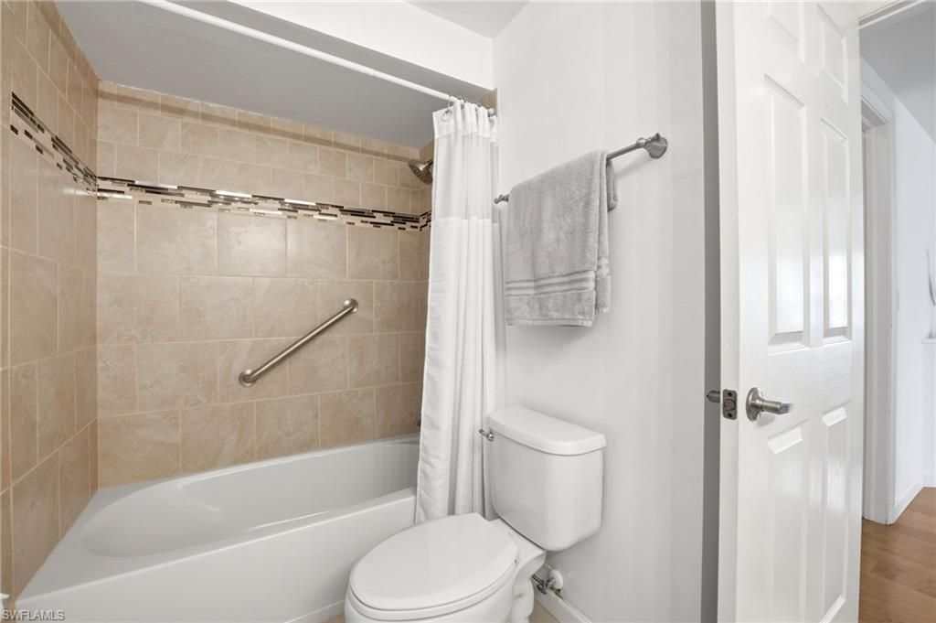 2476 Orchid Bay Dr, Unit 103, Naples, FL 34109 Photo