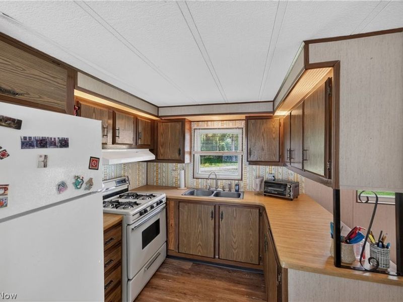 1219 Pasadena Boulevard NW, North Canton, OH 44720 Photo 15